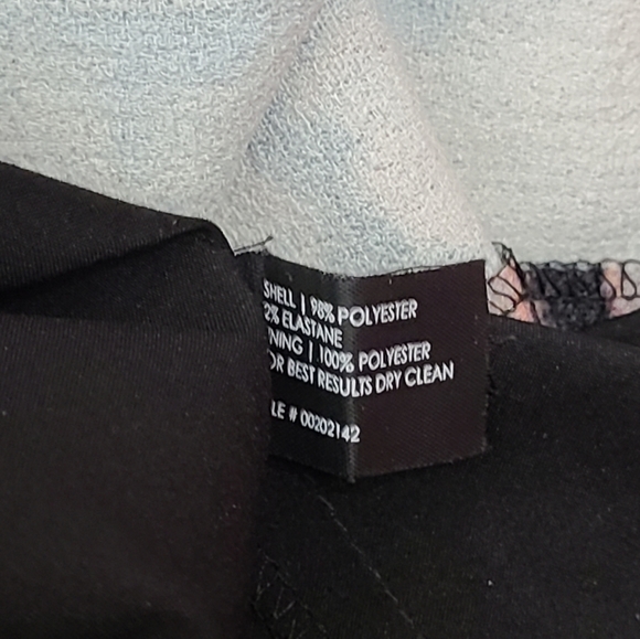 Floral Print Short Sleeve Dress - Picture 13 of 13